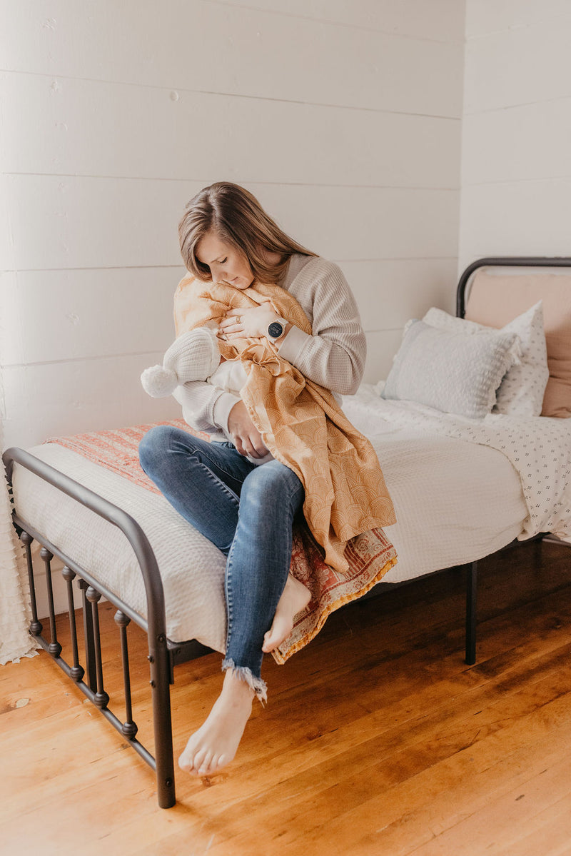 Organic Cotton Swaddle | Golden Rainbow