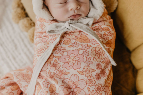 Organic Cotton Swaddle | Bloom