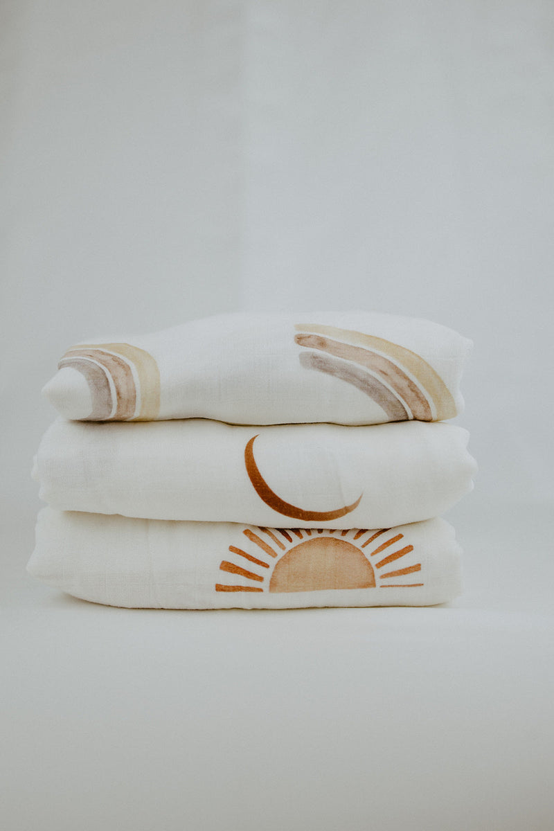 Organic Cotton Swaddle | Sol swaddles tiny by nature 