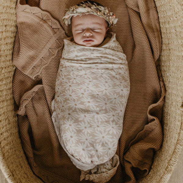 Organic Cotton Swaddle | Daisy