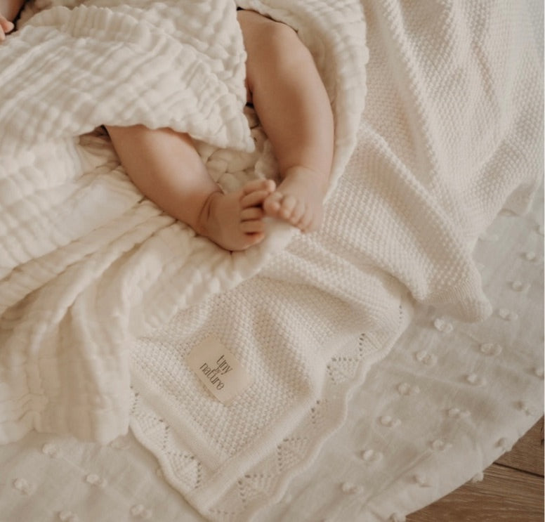 Lace knit blanket | Snow