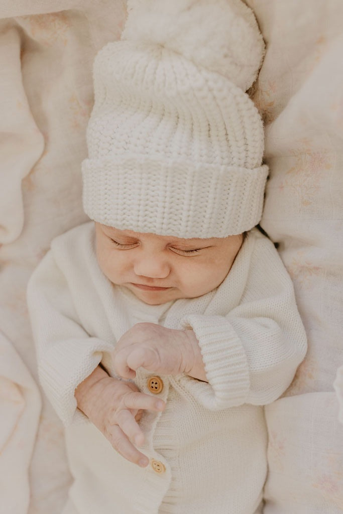 Pom Knit Beanie | Snow