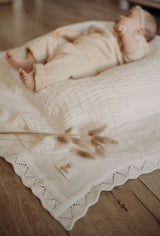Lace knit blanket | Snow